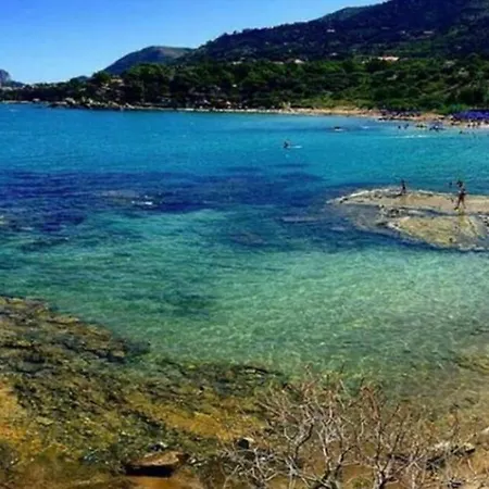 Lejlighed La Piccola Azalea Sul Mare