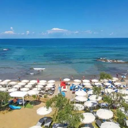 Apartment La Piccola Azalea Sul Mare