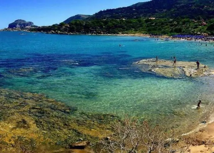 Apartment La Piccola Azalea Sul Mare
